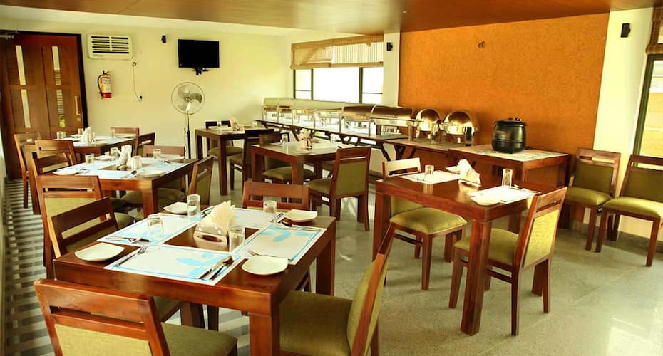 Misty Grove Resort, Nadugani ( 30 Kms from Masinagudi ), Masinagudi 4